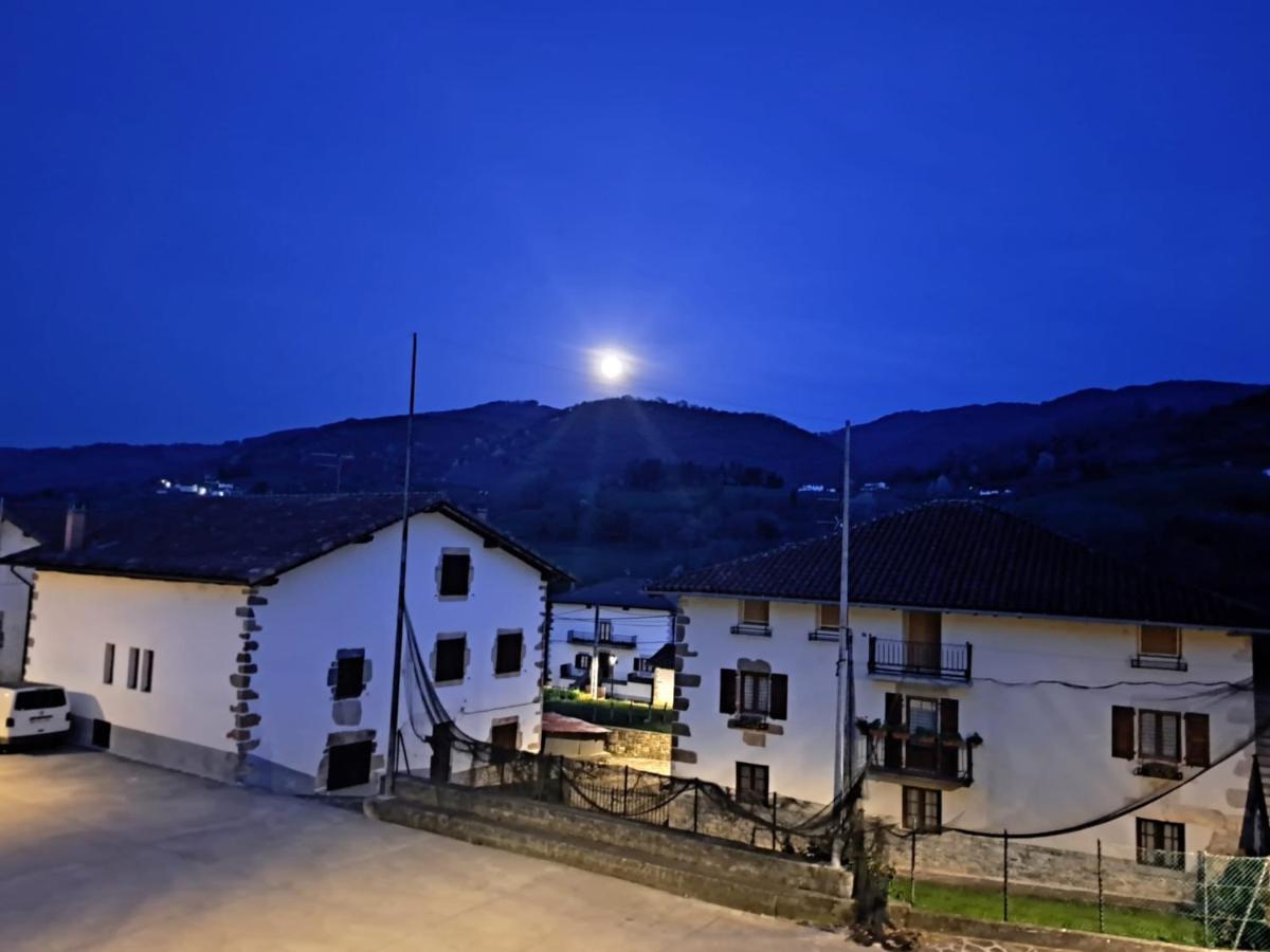 Posada De Oitz Oiz Luaran gambar