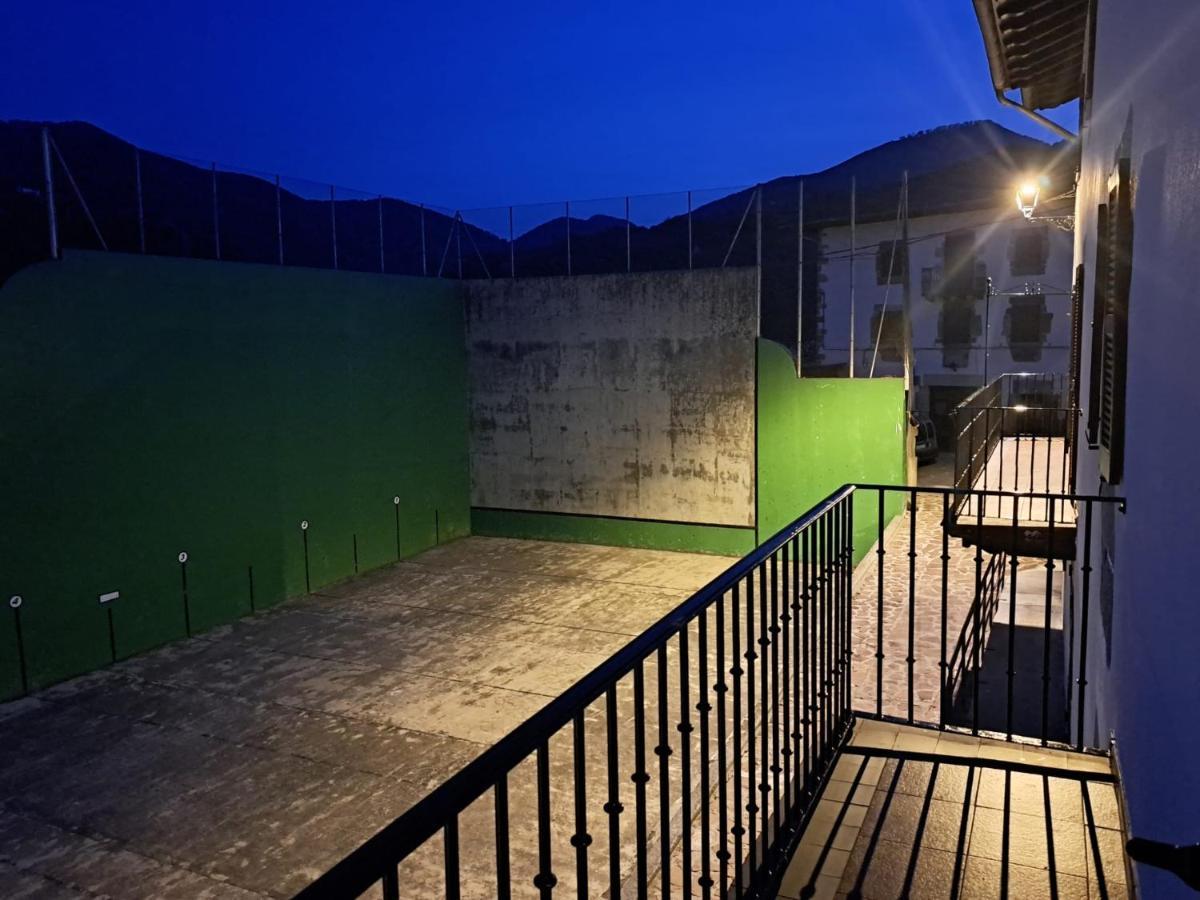 Posada De Oitz Oiz Luaran gambar